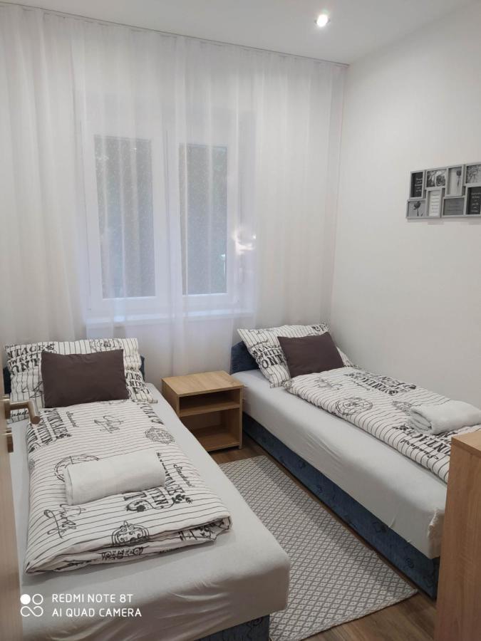 Evelyn Apartman Hajdúszoboszló Exterior foto